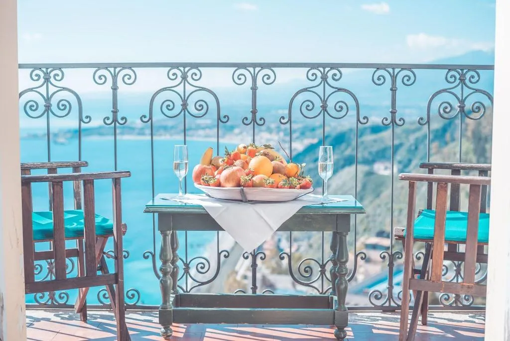 Beach, Villa Paradiso, Taormina