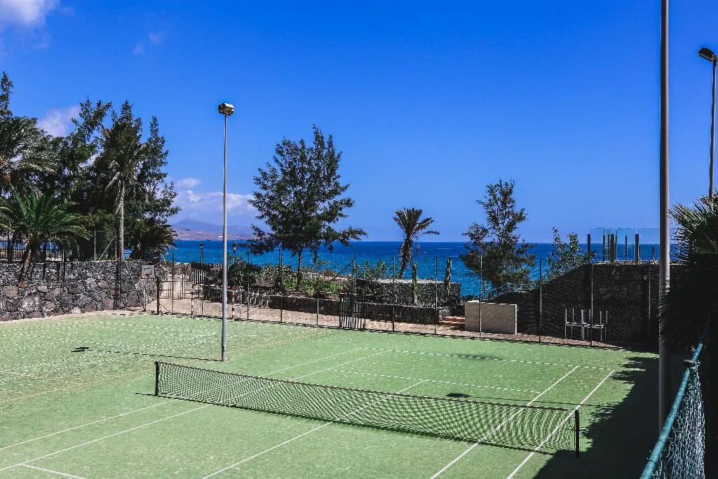 Sports and Entertainment, R2 Pajara Beach, Fuerteventura
