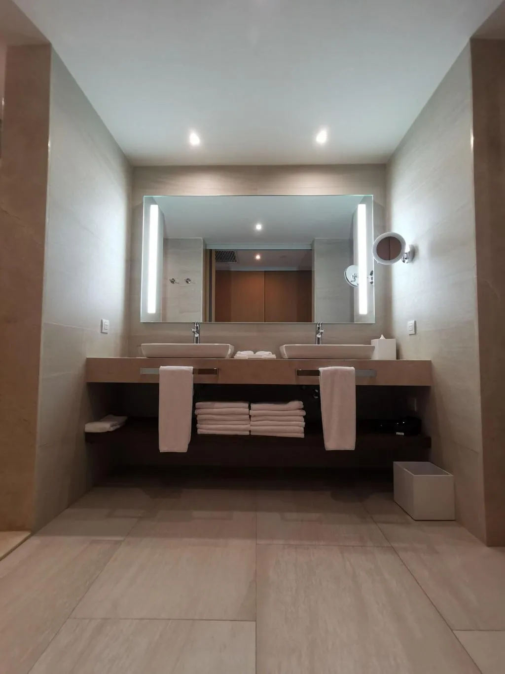 JUNIOR SUITE OCEAN FRONT Room, Barcelo Maya Riviera, Cancun Area