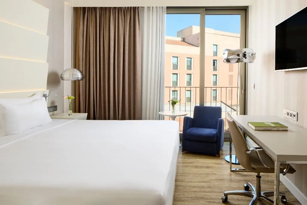 FAMILY ROOM CONNECTING ROOM Room, NH Málaga, Costa Del Sol