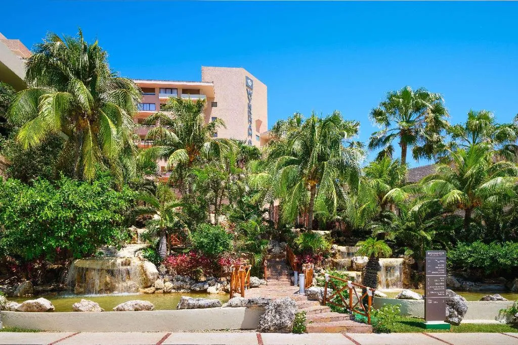 General view, Wyndham Grand Cancun All Inclusive Resort & Villas, Cancun Area