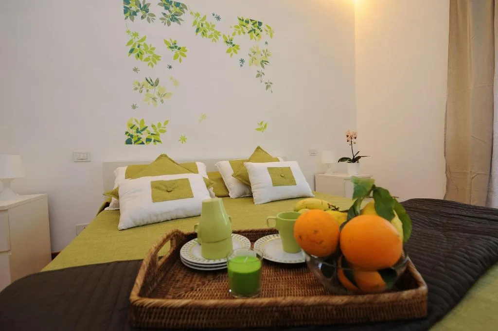 Room, Sorrento Center Suite, Naples