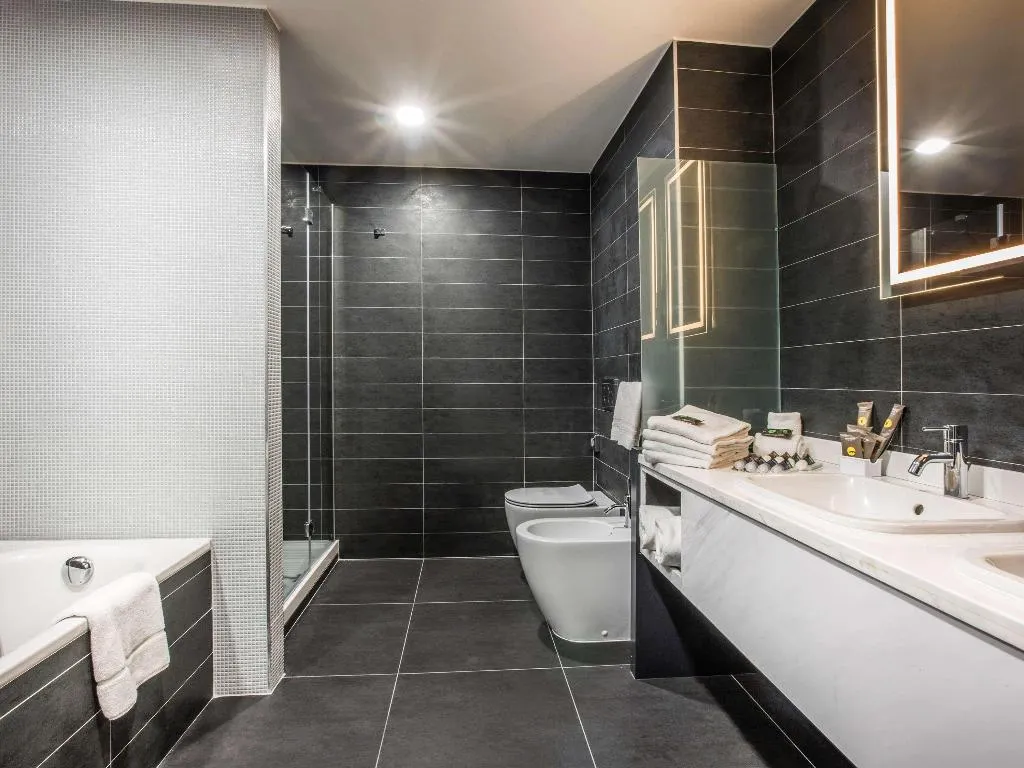 DOUBLE EXECUTIVE Room, Novotel Roma Eur, Rome