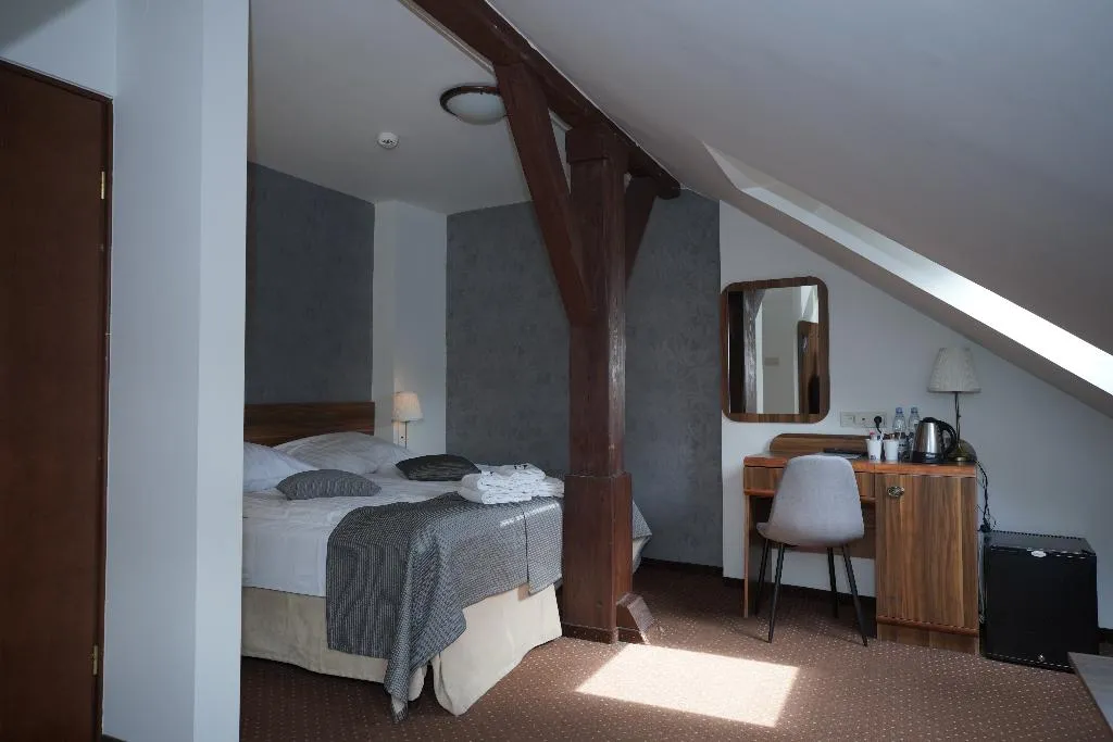 QUADRUPLE STANDARD Room, Wit Stwosz Hotel, Krakow