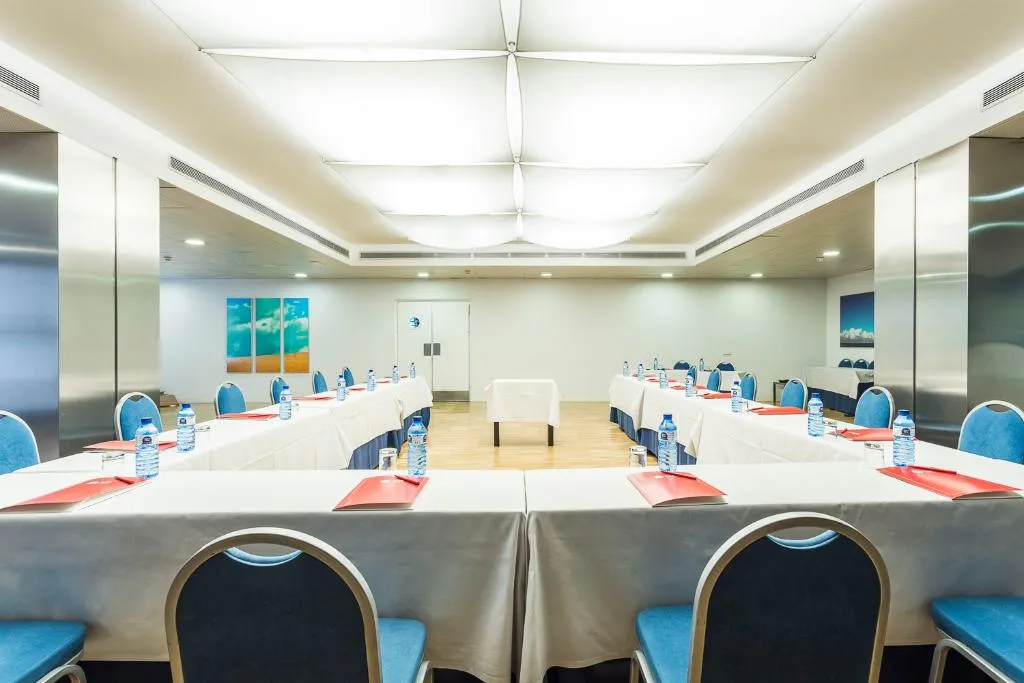 Conferences, Exe Tres Cantos, Madrid