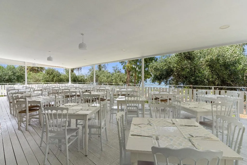 Restaurant, Calamos Beach Family Club Hotel, Athens