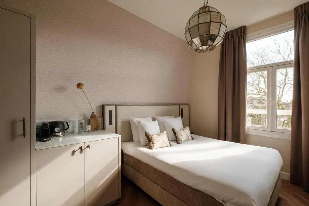 Room, Amsterdam Parklane, Amsterdam
