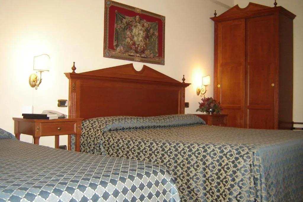 TRIPLE STANDARD Room, d'Angelo Palace, Palermo