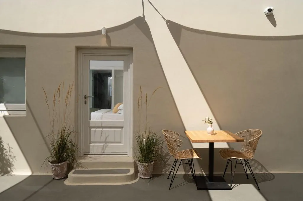 Room, Edem Luxury Hotel, Santorini