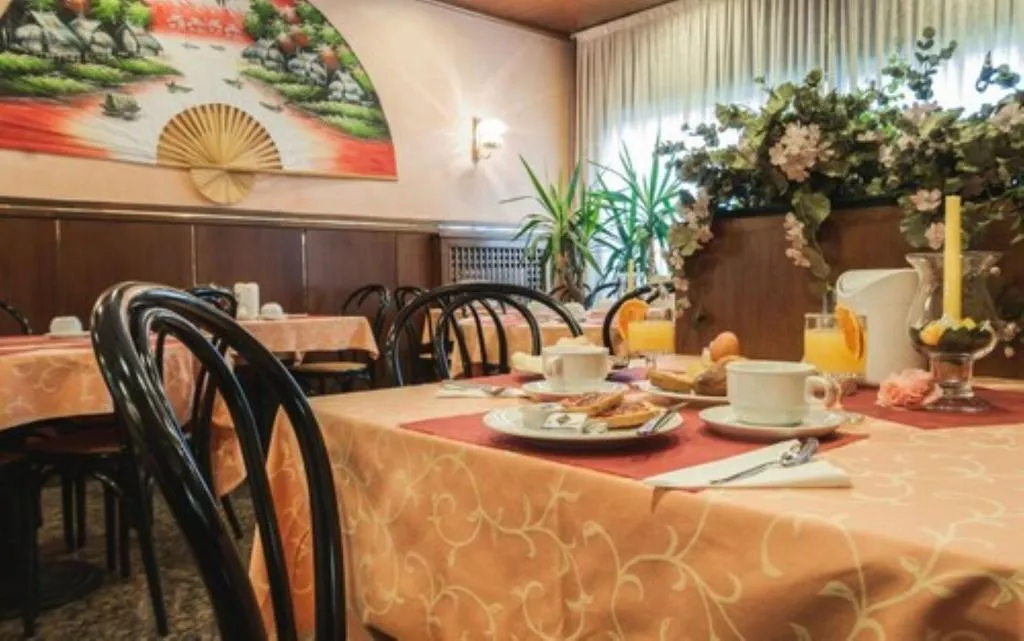 Restaurant, Hotel Roma, Venice