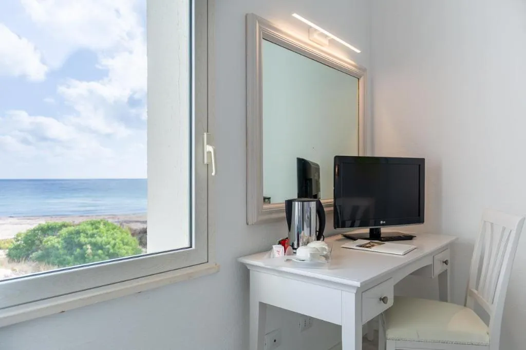 JUNIOR SUITE SEA VIEW Room, Hotel Flamingo, Cagliari