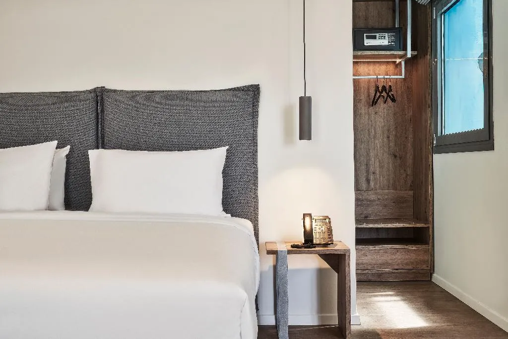 SUITE EXECUTIVE Room, NLH Kerameikos Neighborhood Lifestyle Hotels, Athens