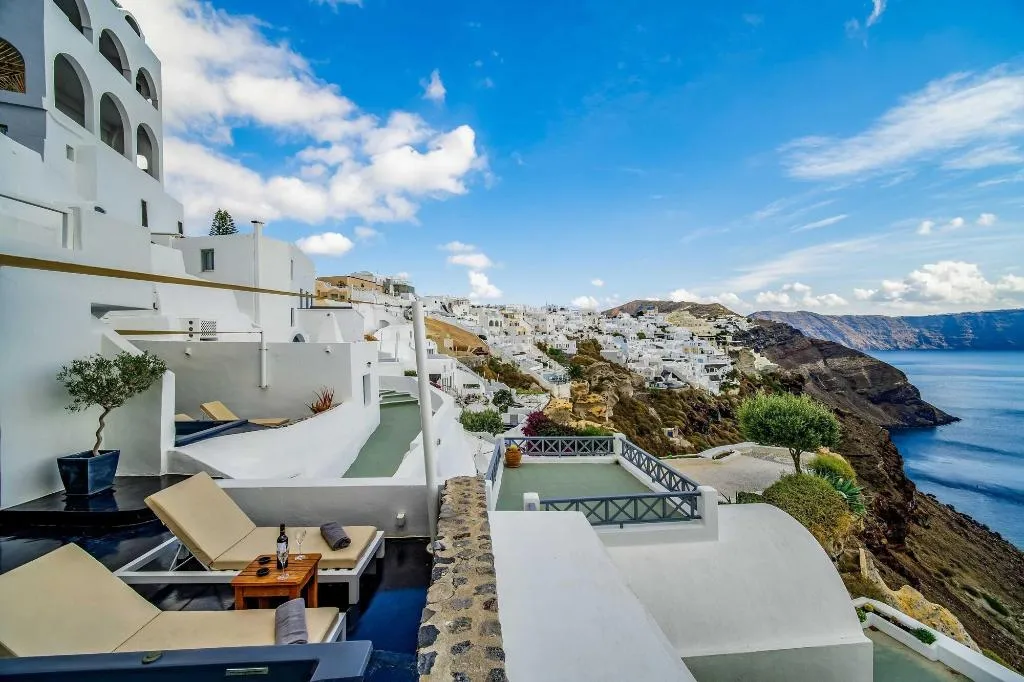 Room, Solstice Luxury Suites, Santorini