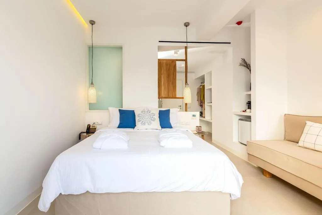 Room, Bluetopia Suites, Mykonos