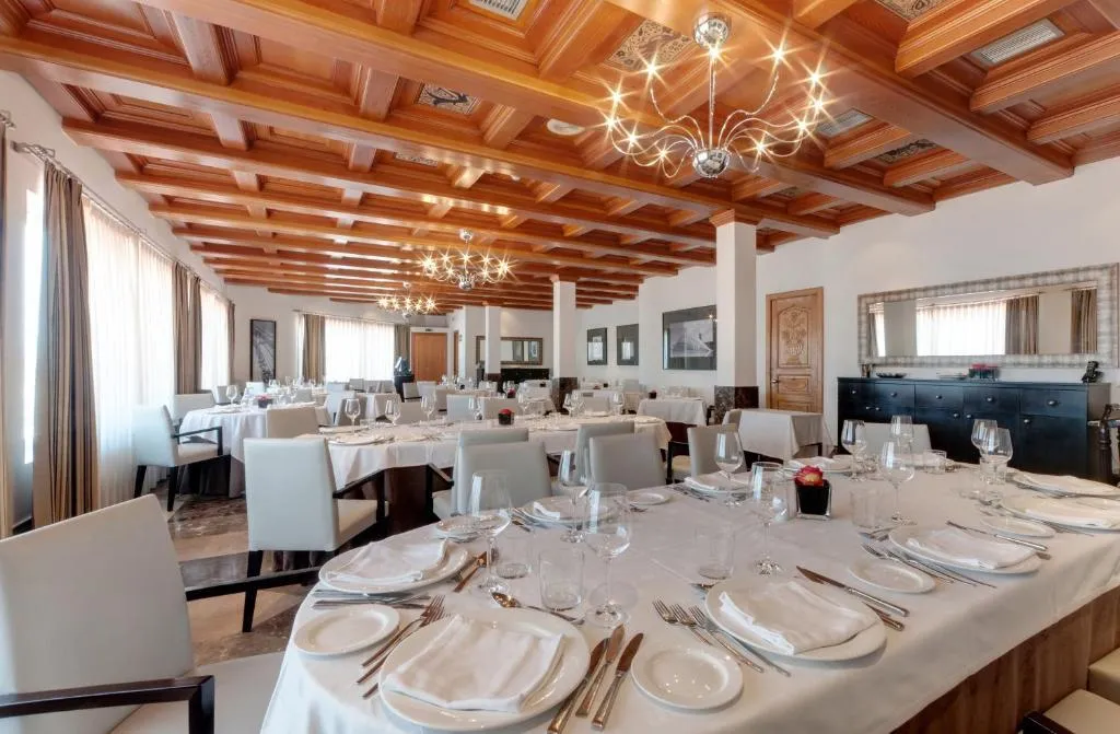 Restaurant, Port Valencia Azafata, Valencia
