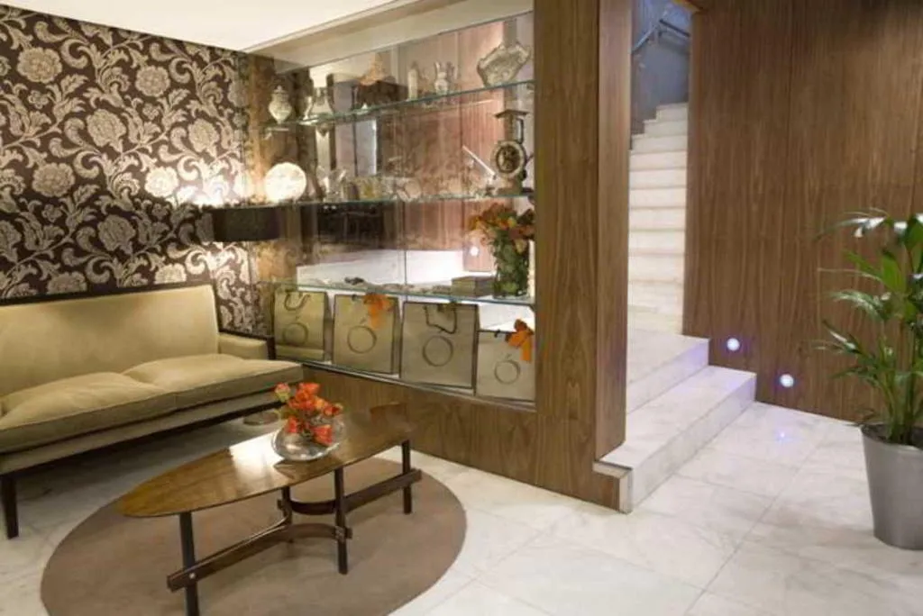Lobby, Hotel Opera, Madrid