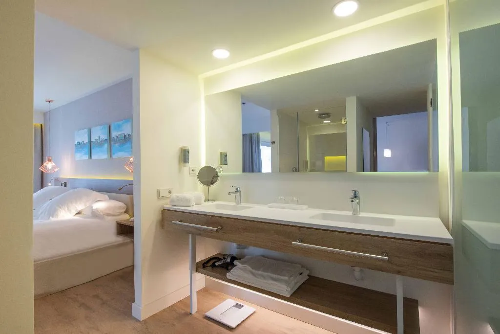 JUNIOR SUITE CAPACITY 3 Room, Valentin Somni Hotel and Suites, Majorca