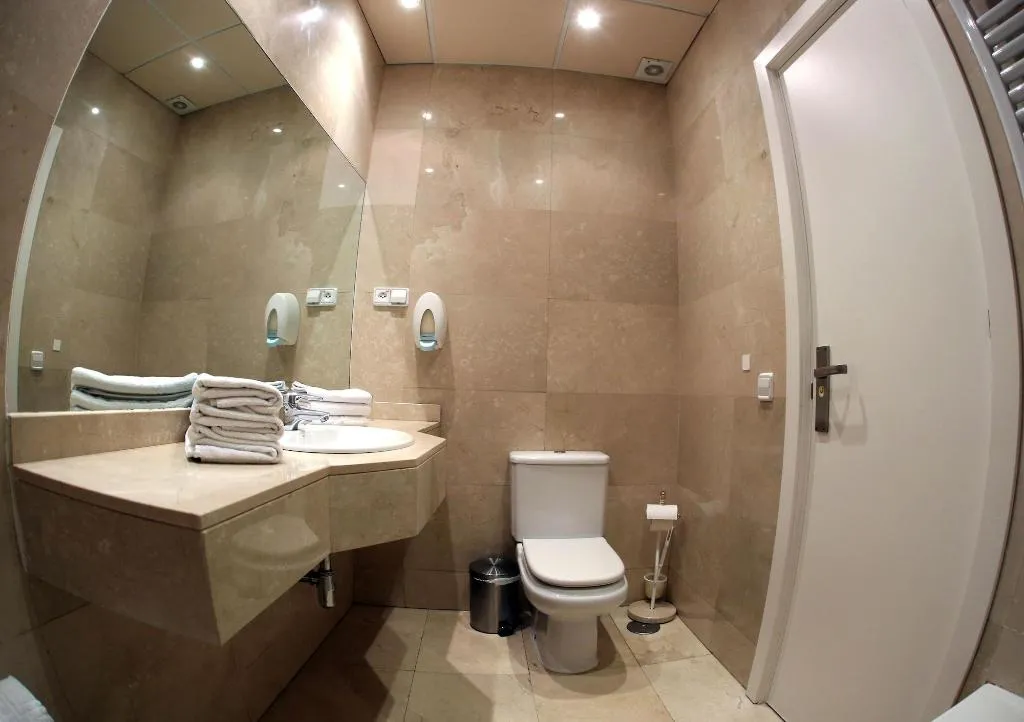 Room, Hostal Sol Square Madrid, Madrid