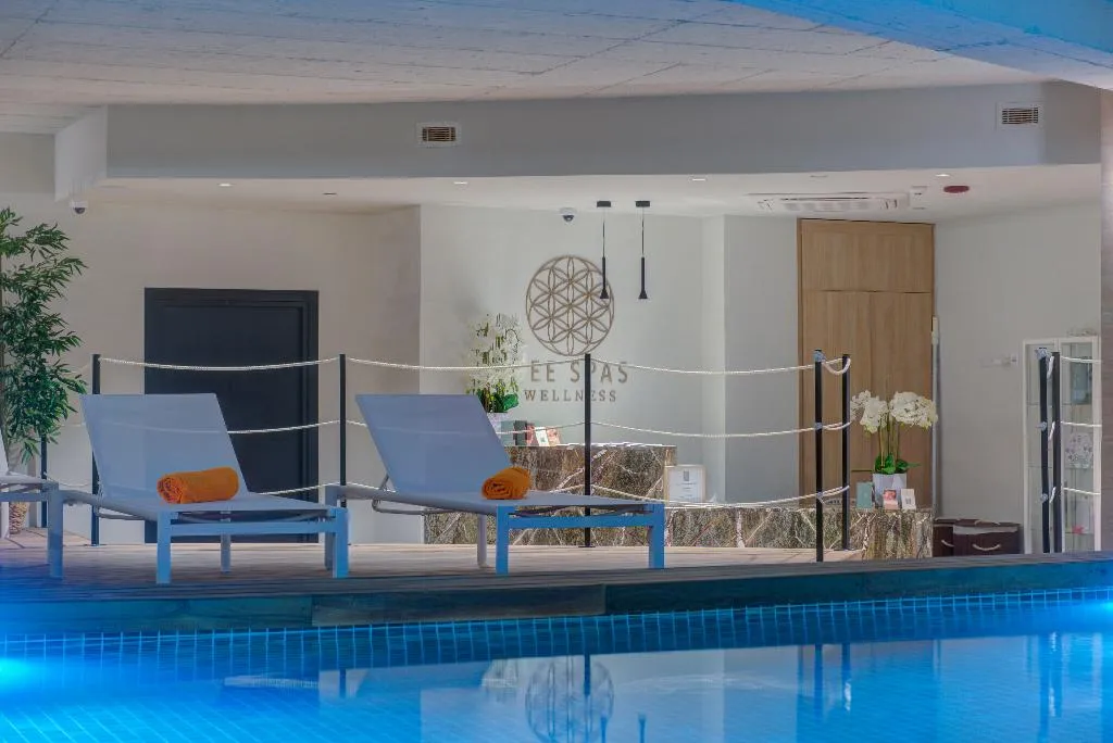 Pool, Noru Hotel, Malta