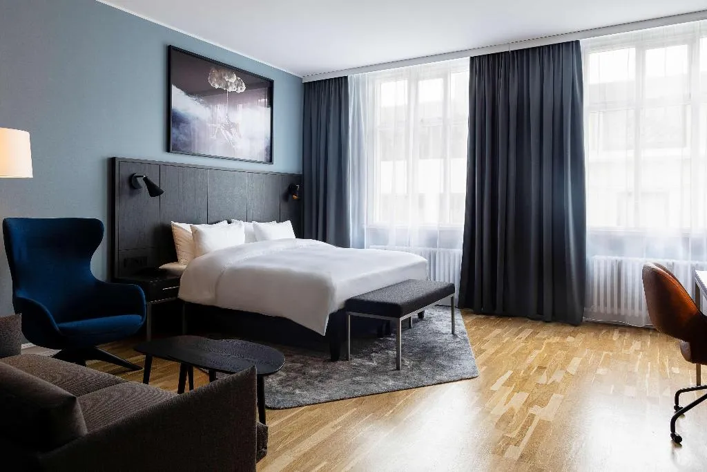 JUNIOR SUITE STANDARD Room, Radisson Blu 1919, Reykjavik