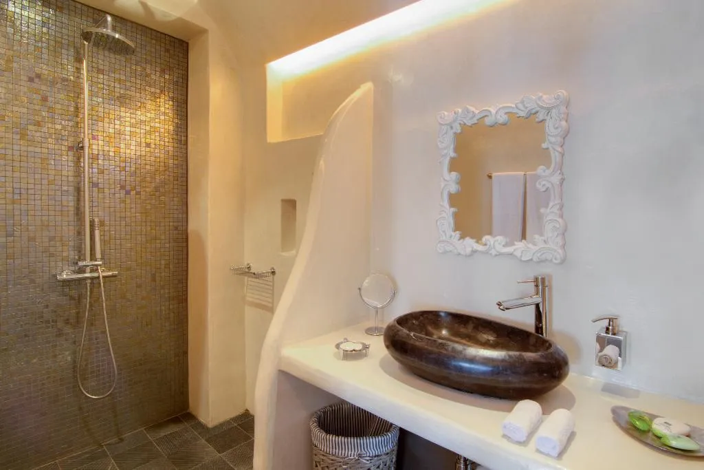 SUITE STANDARD Room, Santorini Secret Premium, Santorini