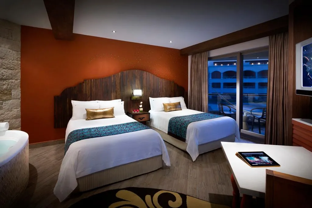 DOUBLE PARTIAL OCEAN VIEW TWO DOUBLE BEDS Room, Hard Rock Hotel Riviera Maya All Inclusive, Cancun Area