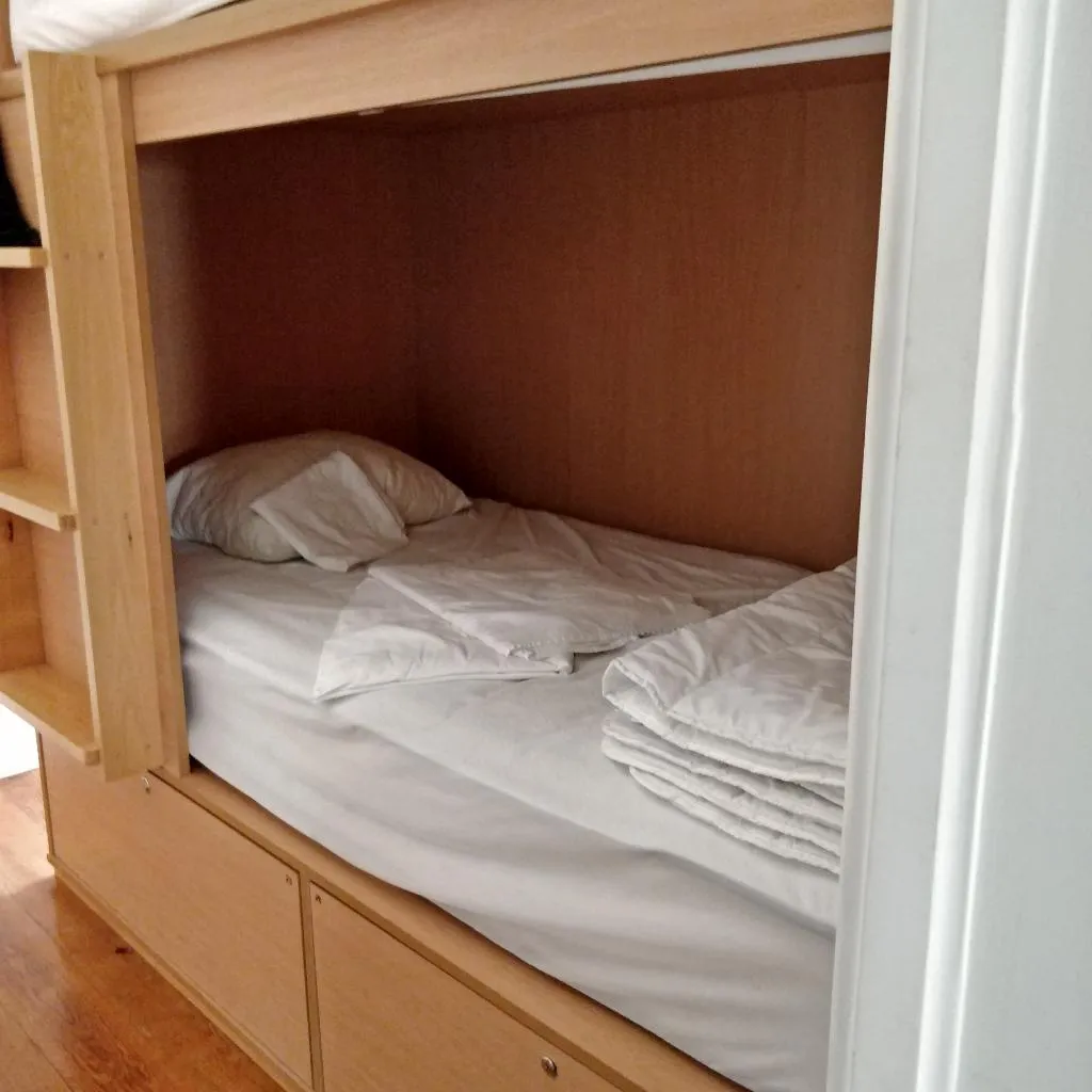 Bed in dormitory ONE BEDROOM Room, Oporto Music Hostel, Porto