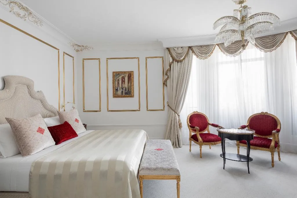 SUITE TWO BEDROOMS Room, El Palace, Barcelona