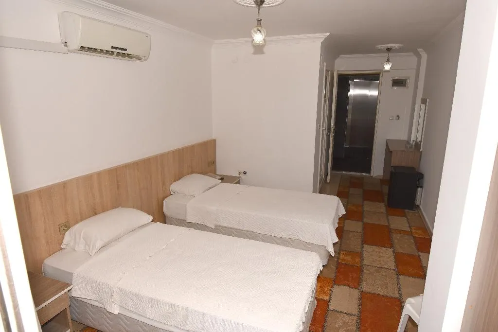 TRIPLE STANDARD Room, Demirci Hotel, Antalya
