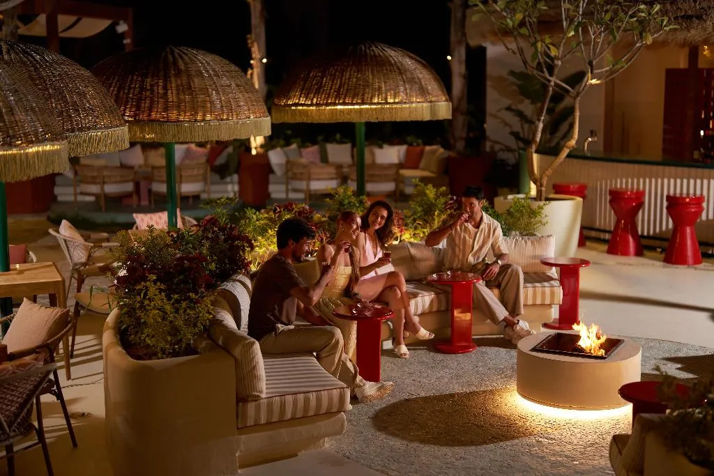 Bar, Desert Rose, Red Sea Riviera