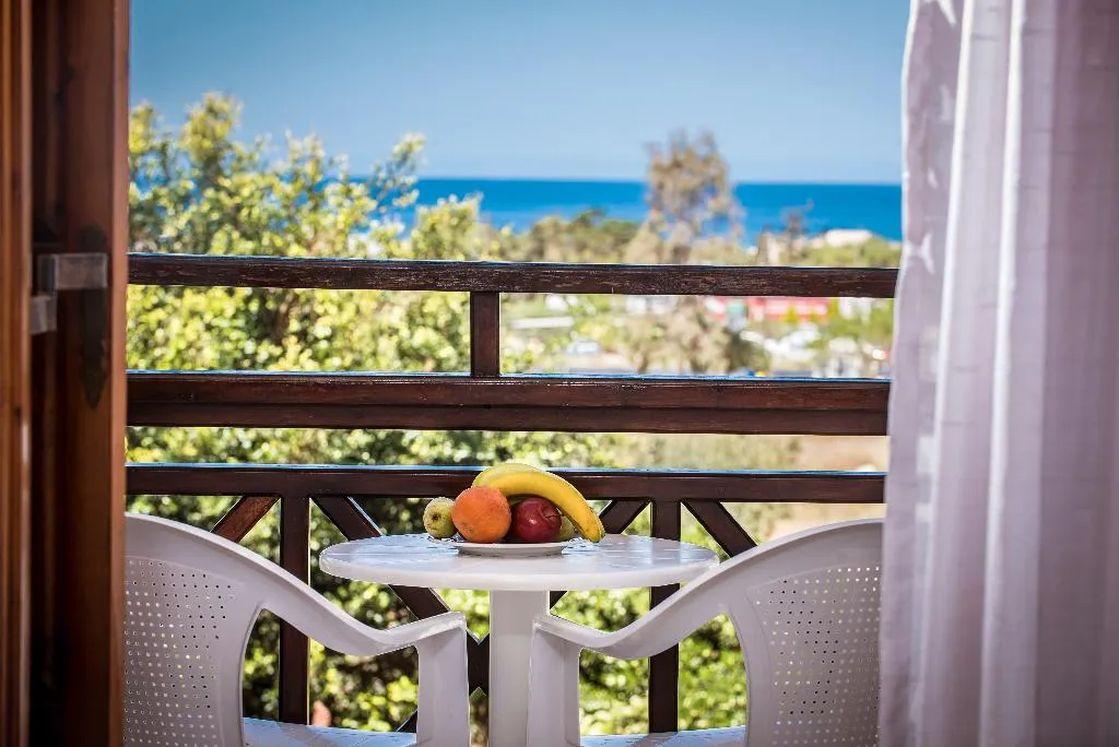STUDIO GARDEN VIEW Room, Rena Apartments, Crete