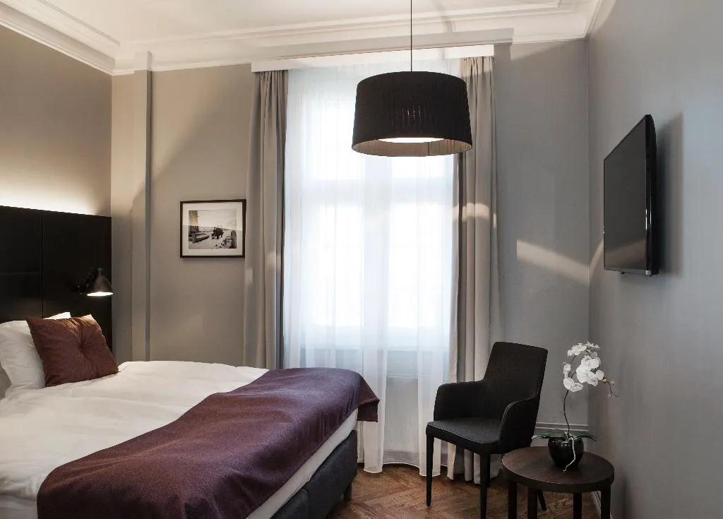 Double or Twin STANDARD Room, Apotek Hotel by Keahotels, Reykjavik