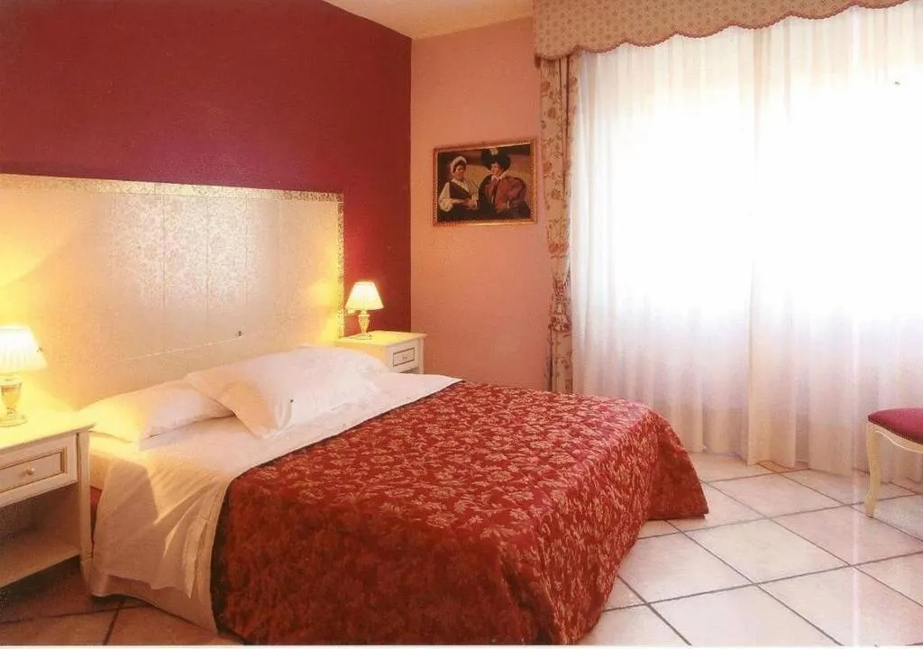 DOUBLE STANDARD Room, Albergo Monna Lisa, Florence