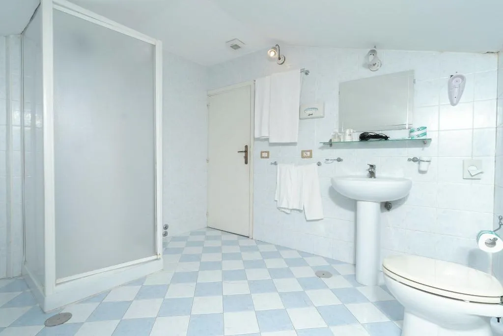 FAMILY ROOM WITH DOUBLE BED Room, Fontana, Naples