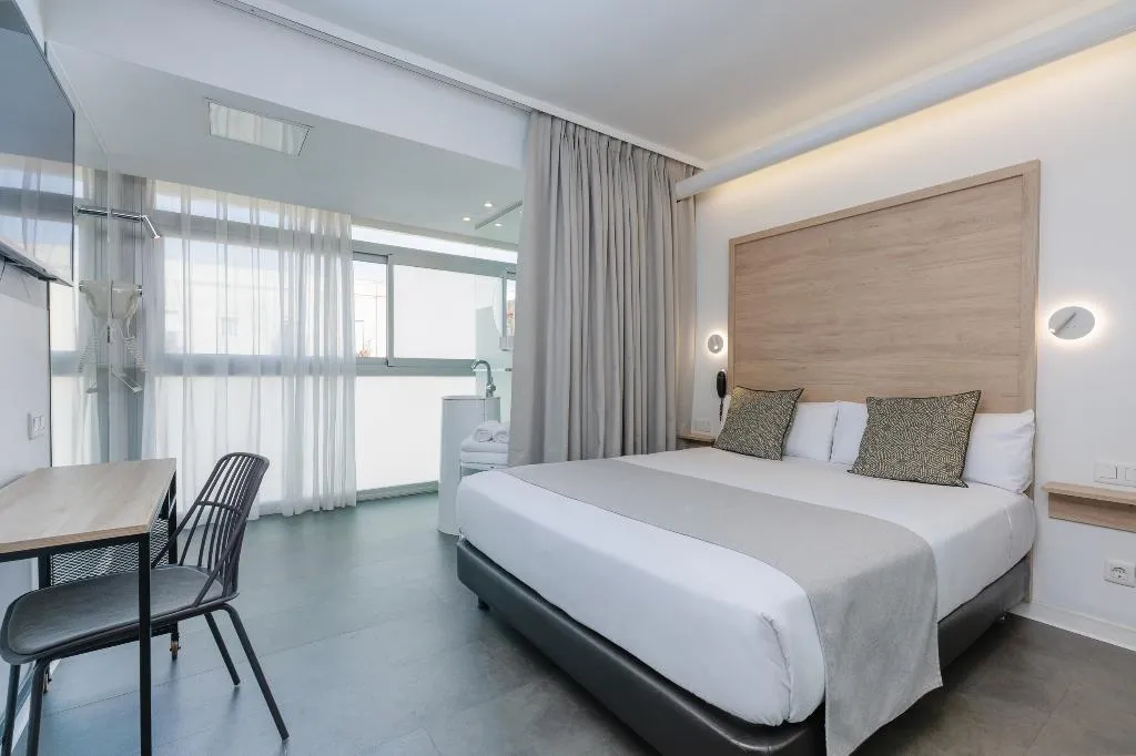 DOUBLE STANDARD Room, Casa Lit Barcelona, Barcelona