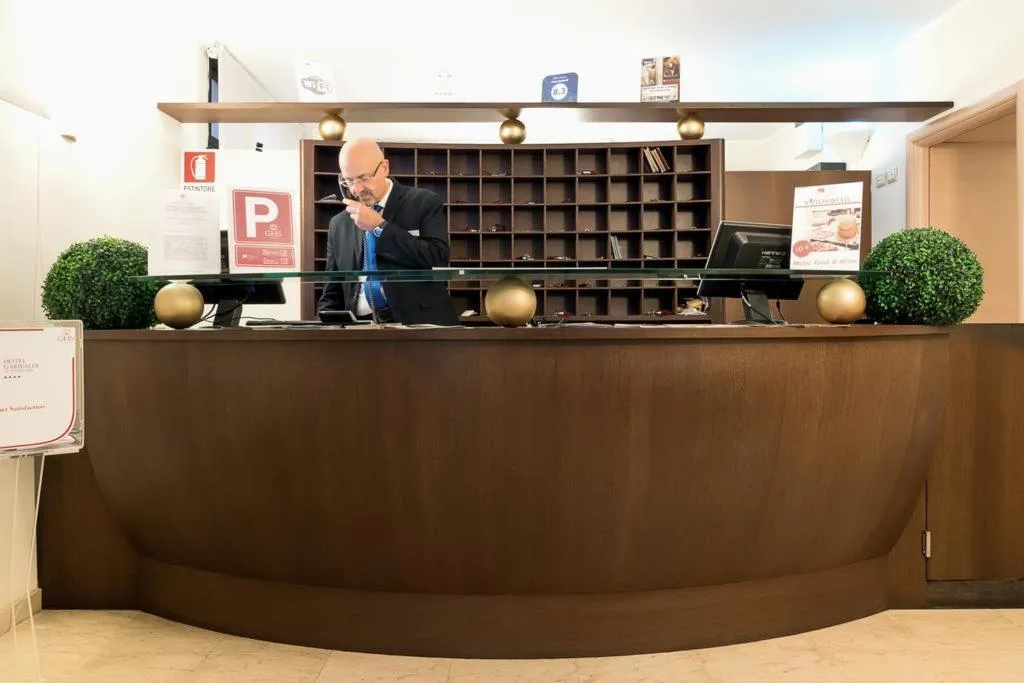 Lobby, Garibaldi, Palermo