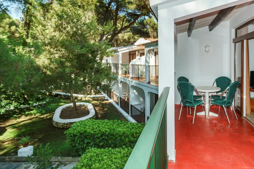 APARTMENT SUPERIOR ONE BEDROOM Room, Sol Parc, Menorca