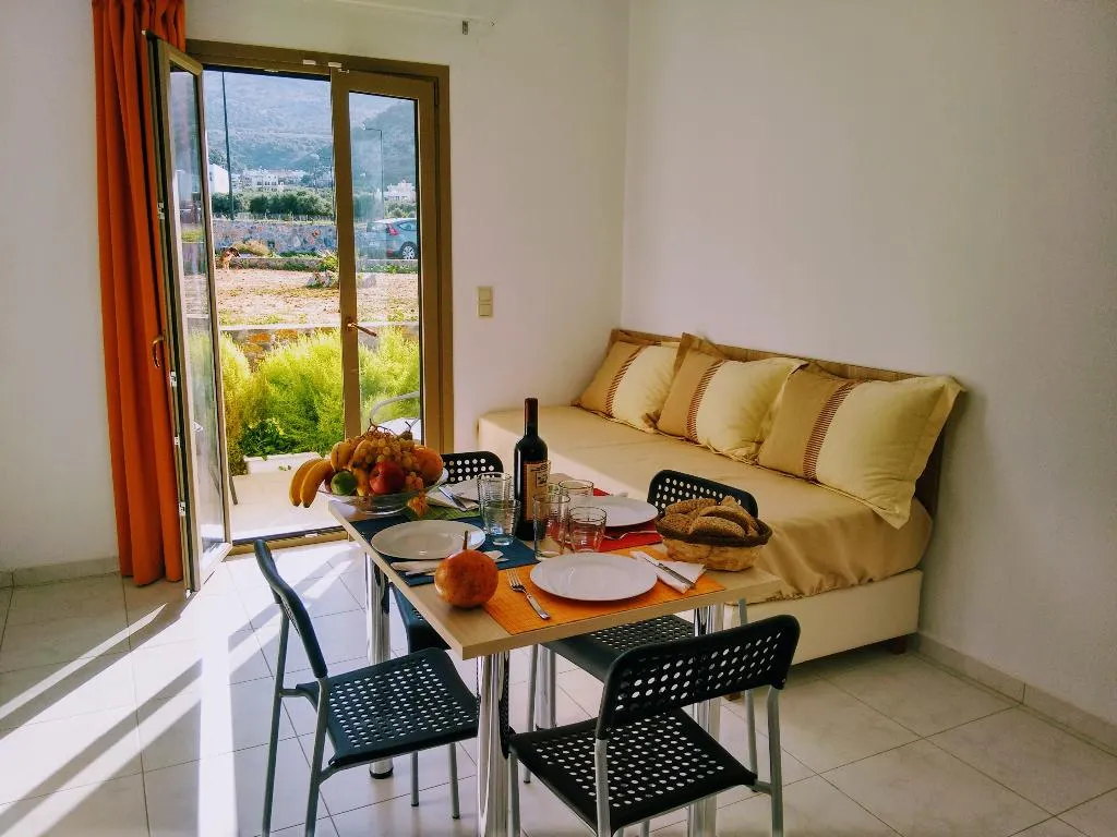 APARTMENT GARDEN VIEW Room, Casa Malena, Crete