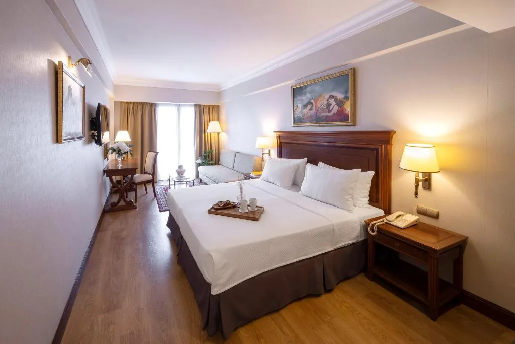 TRIPLE CLASSIC Room, Electra Palace Athens, Athens