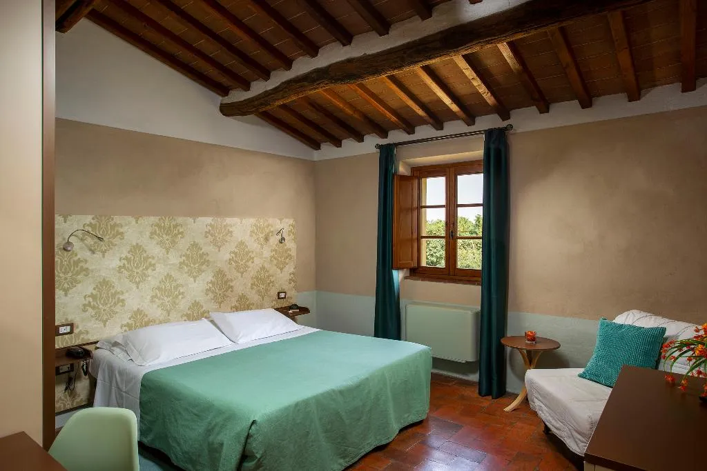 DOUBLE CAPACITY 3 Room, Le Capanne, Florence