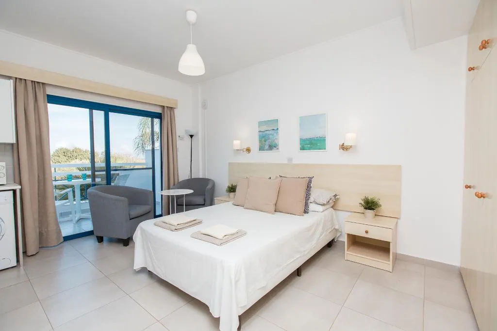 STUDIO STANDARD Room, Flouressia Gardens, Cyprus