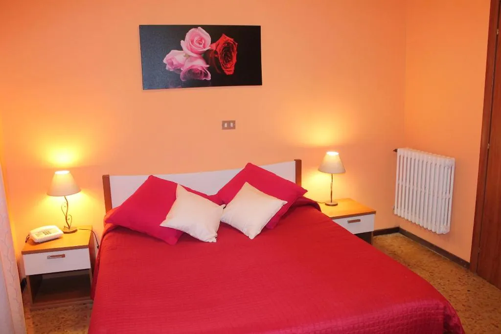 DOUBLE WITH VIEWS Room, Albergo Paradiso, Milan