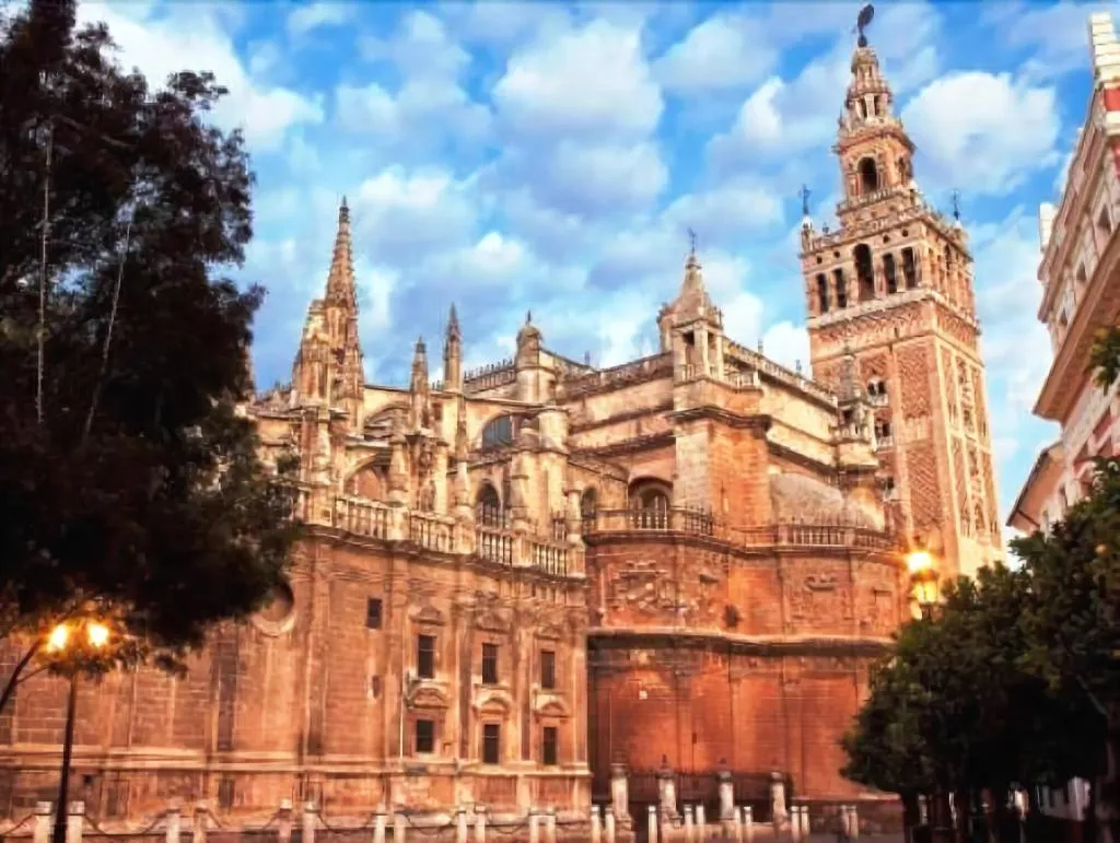 General view, Hotel Simon, Seville