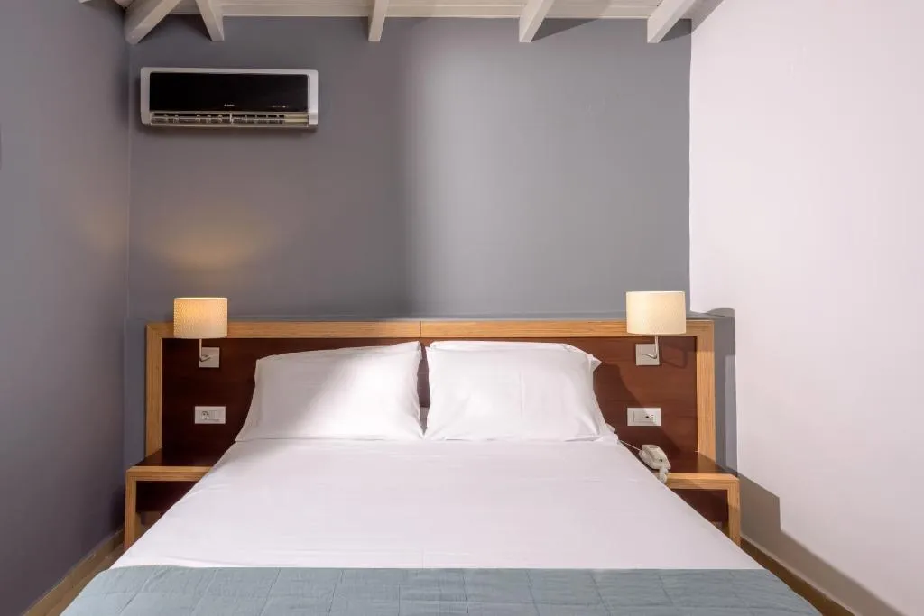 Double or Twin STANDARD Room, Iraklion, Crete