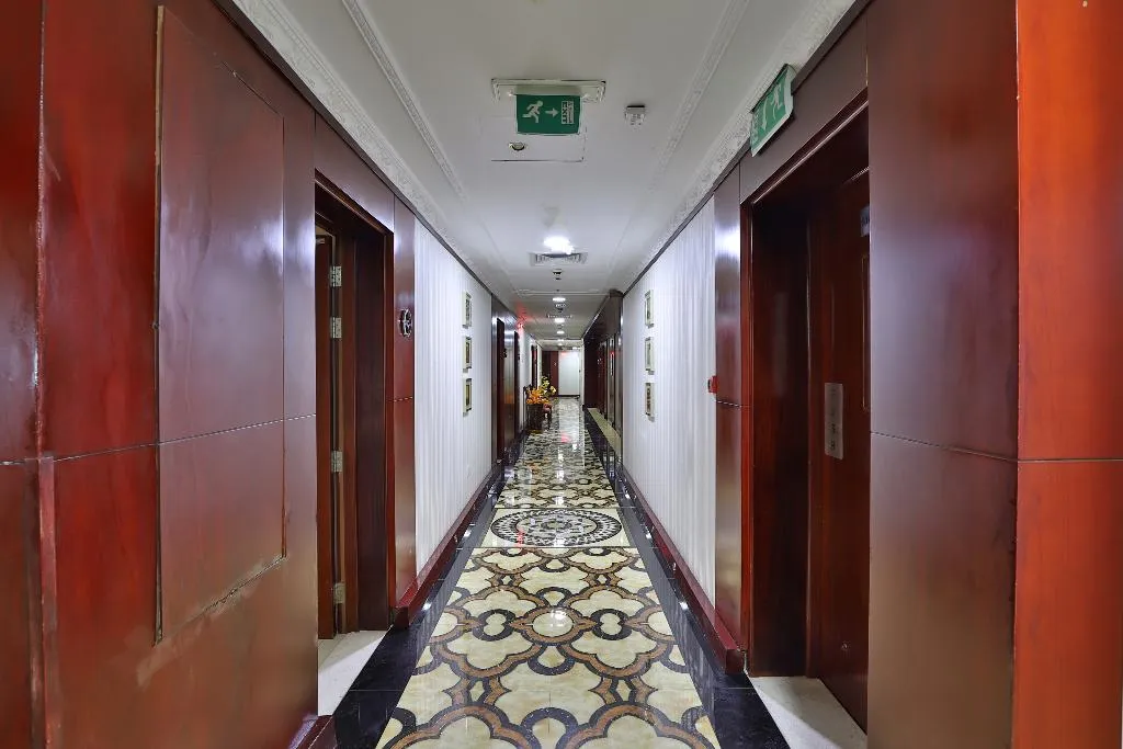 Lobby, Phoenix Hotel, Dubai