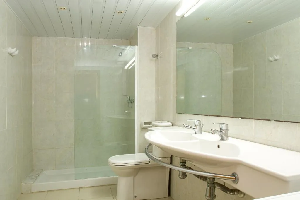 APARTMENT CAPACITY 4 ONE BEDROOM Room, Edificio Azahar, Costa Dorada