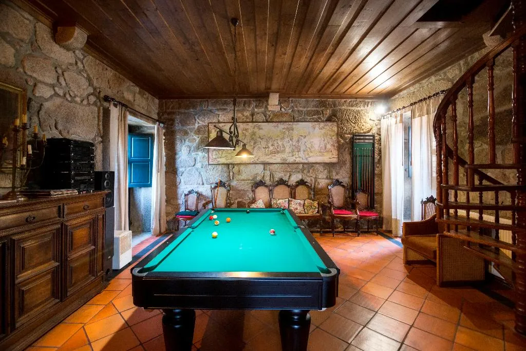 Sports and Entertainment, Casa Das Torres, Porto