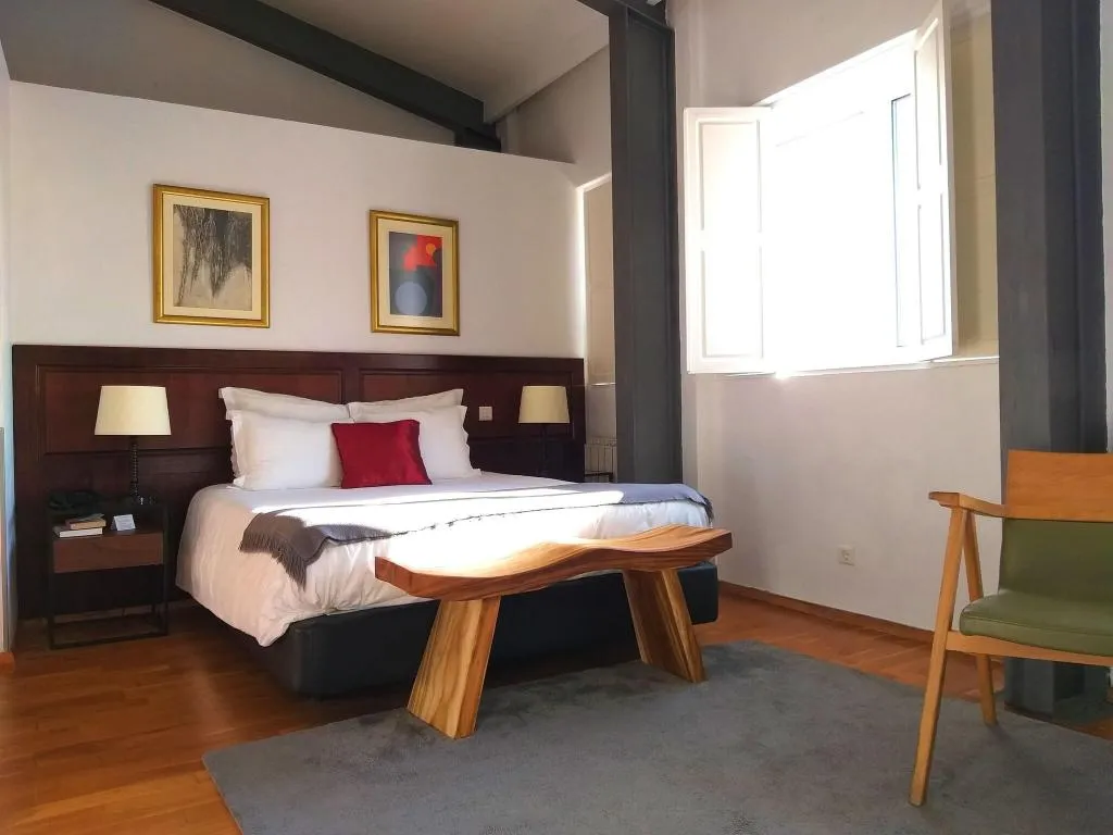 Room, Solar Dos Mouros, Lisbon