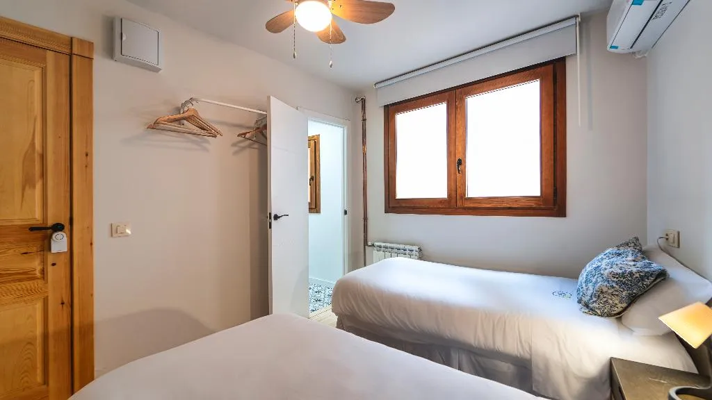 DOUBLE BASIC Room, Santa Rita Rita B&boutique, Madrid