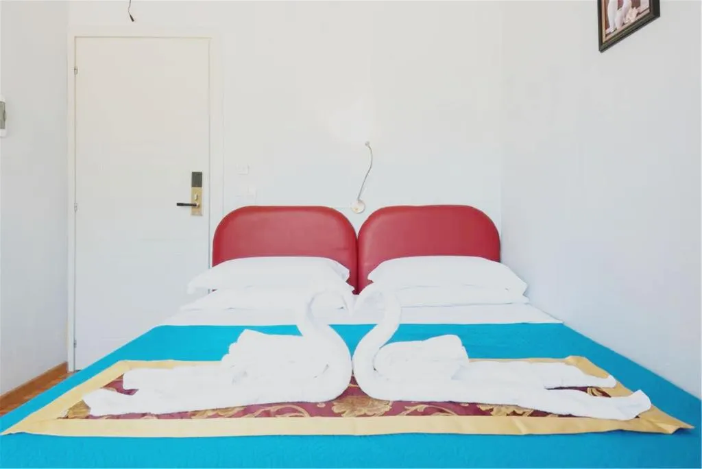 Room, B&B Ciclamino Siracusa, Catania
